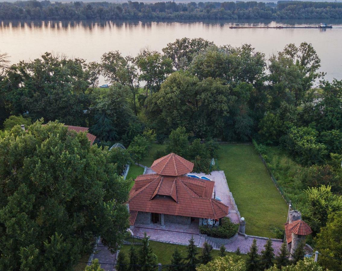 Exclusive House Legacy Villa Smederevo Luaran gambar